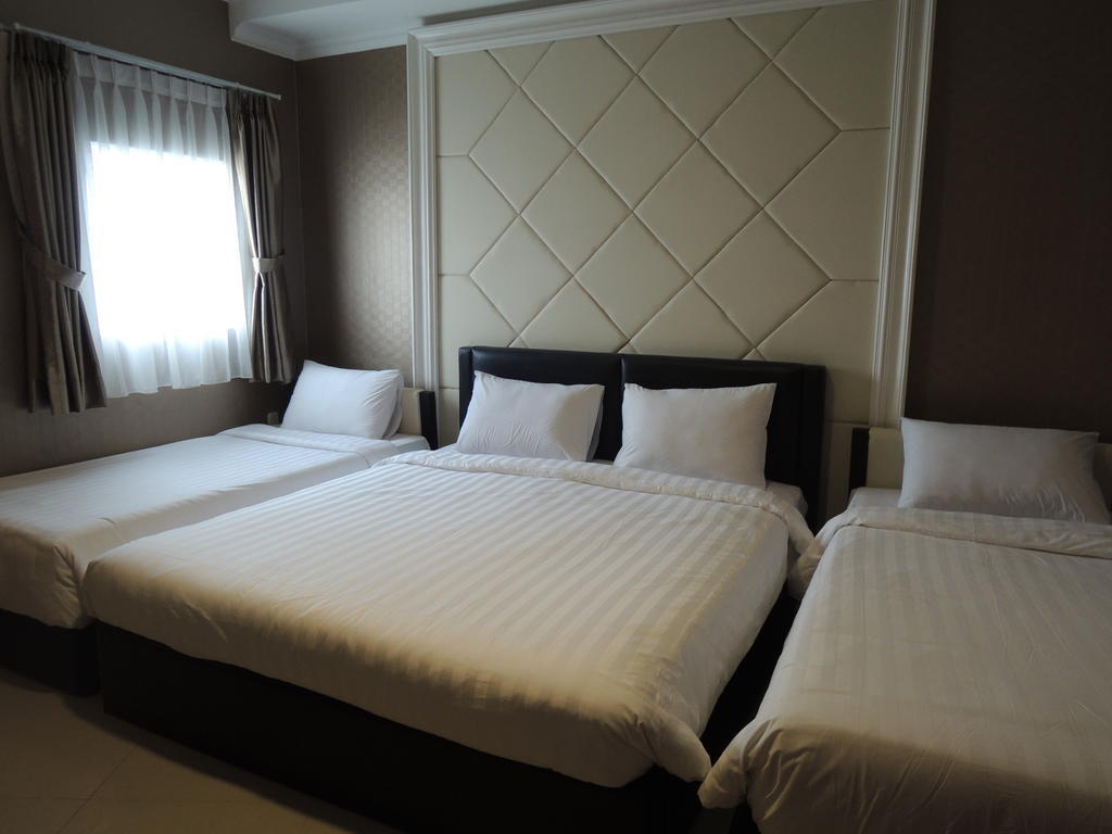 Hotel 55 Jakarta Exterior photo